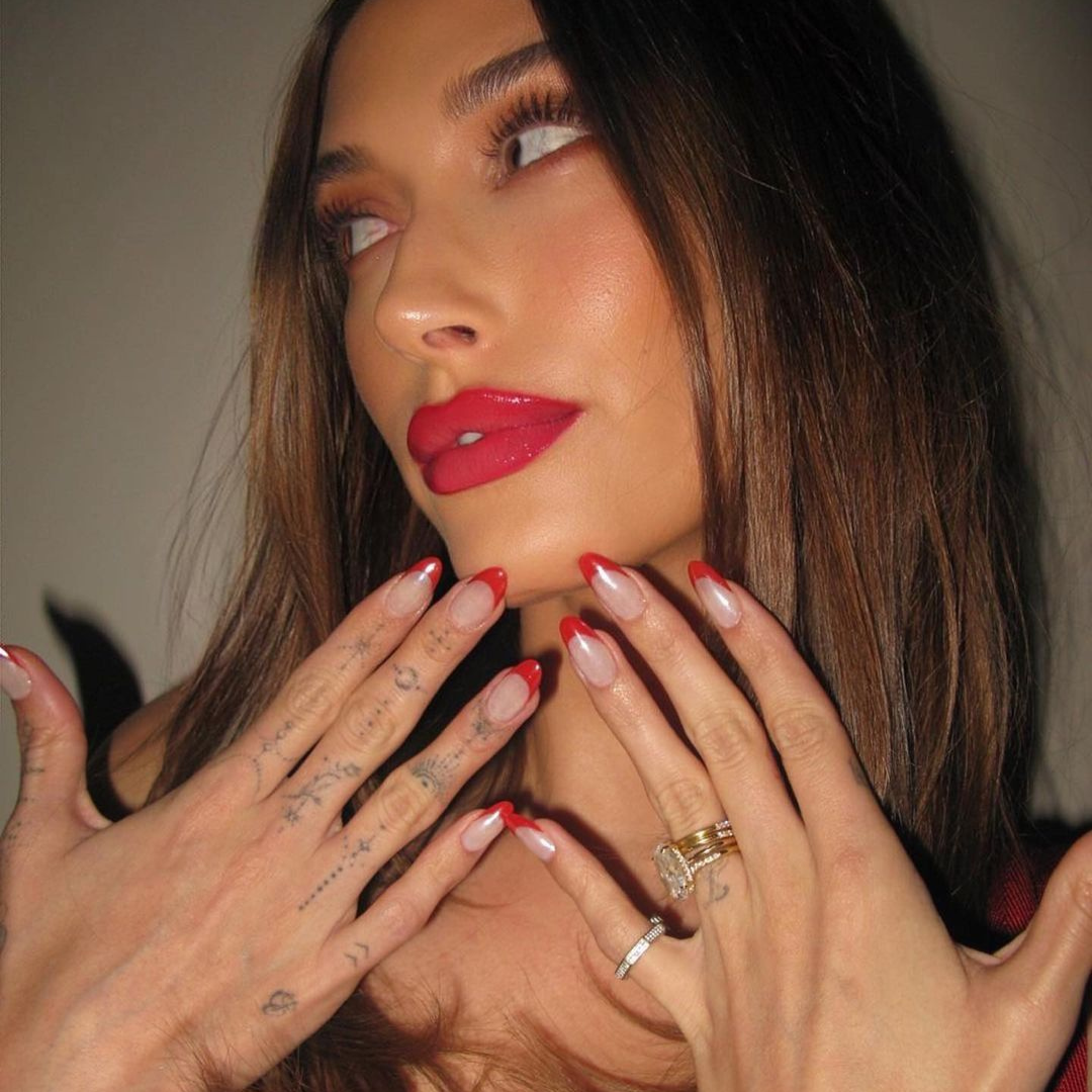 Hailey Bieber Candy Cane Glazed Donut Nails